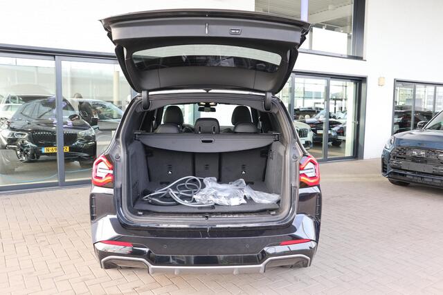 BMW X3 iX3 High Executive | Shadow Line Pack | Harman Kardon | Elektr. Verstelb. Stoelen | Panoramadak