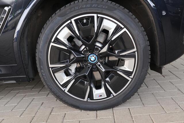 BMW X3 iX3 High Executive | Shadow Line Pack | Harman Kardon | Elektr. Verstelb. Stoelen | Panoramadak