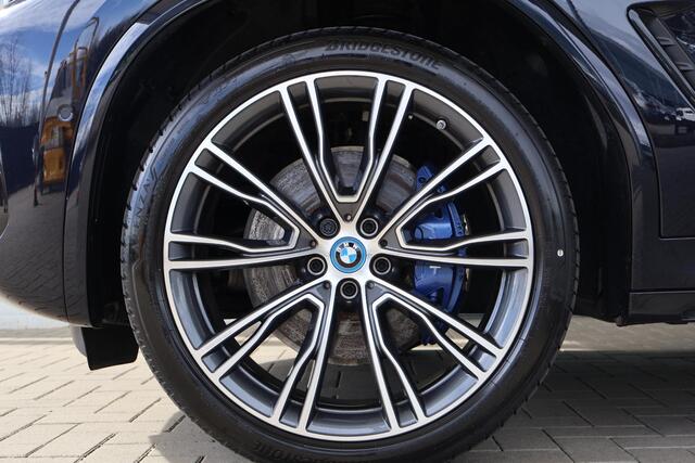 BMW X3 xDrive30e | M Sportpakket | Live Cockpit Professional | Driving Assistant Professional