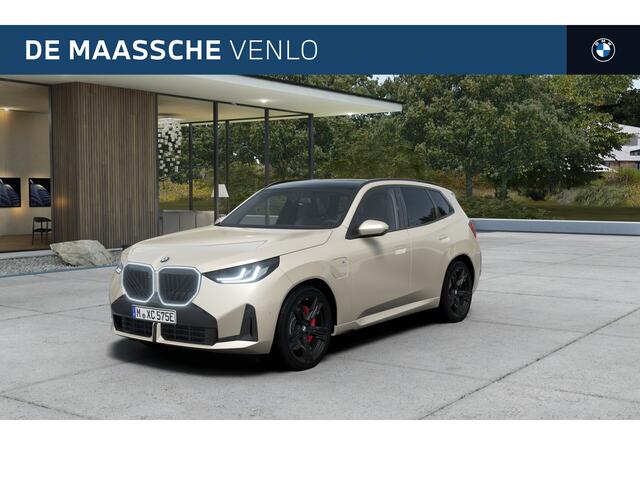 BMW X3 30e xDrive M Sport Automaat / Panoramadak / Trekhaak / Sportstoelen / Adaptieve LED / Parking Assistant Plus / Comfort Access / Stuurverwarming