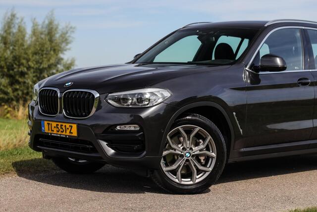 BMW X3 xDrive30i 251 PK Executive ? LED ? Harman Kardon ? Head-Up