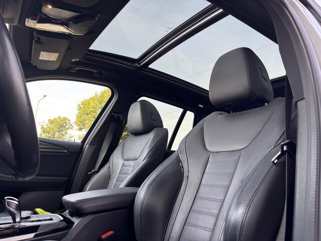 BMW X3 xDrive30e High Executive M Sport Automaat / Panoramadak / Trekhaak / Laserlight / Sportstoelen / Parking Assistant Plus / Comfort Access / Stuurverwarming