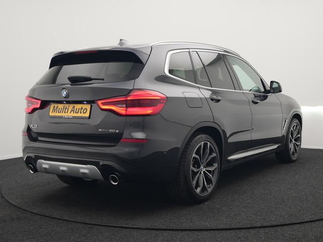 BMW X3 xDrive30e xLine Plug In Hybrid 293pk Dealer O.H PHEV | Trekhaak Af Fabriek | Head Up | Adaptive Cruise | Camera | Lederen Sportstoelen Verwarmd | Apple Carplay | Navigatie | Sfeerverlichting | Virtual | DAB |