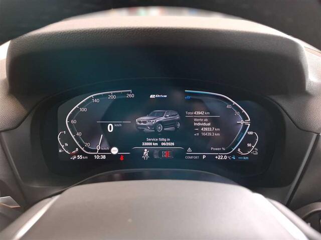 BMW X3 xDrive30e Executive xLine Trekhaak Panoramadak 19 Inch LED Stuurwielverwarming Elek. Stoelverstelling Live cockpit pro Achteruitrijcamera