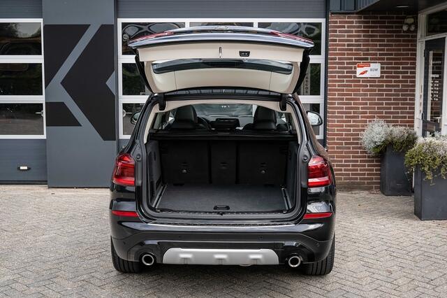 BMW X3 xDrive20i High Executive | Panorama | Head-Up | Hifi | Camera | Cruise | Keyless | Elek. trekhaak | 19' inch |