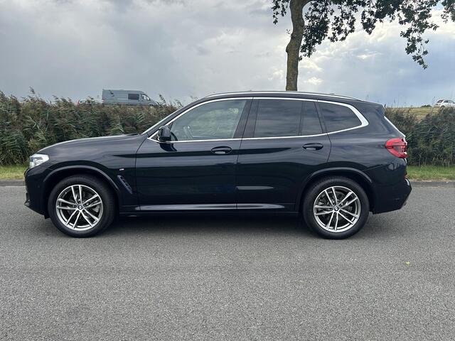 BMW X3 xDrive20i High Executive | M-Sport | 1ste eigenaar | Volledig dealer onderhouden | Ele.verstelbare stoelen + Memory | Camera | Sportstoelen | Panoramadak | HUD | Apple CarPlay/Android Auto |