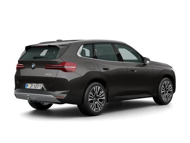 BMW X3 30e xDrive Panoramadak | Iconic Glow | Professional Pack | Comfort Pack