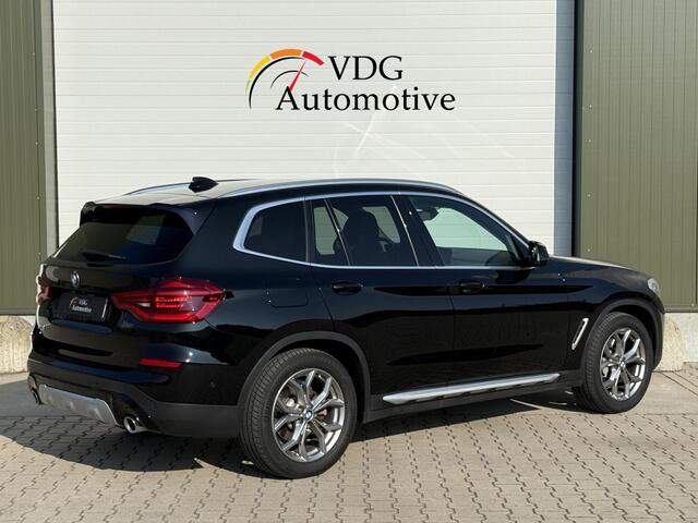 BMW X3 xDrive30e High Executive / X-Line / Head up / Keyless / Trekhaak / Sportstoelen