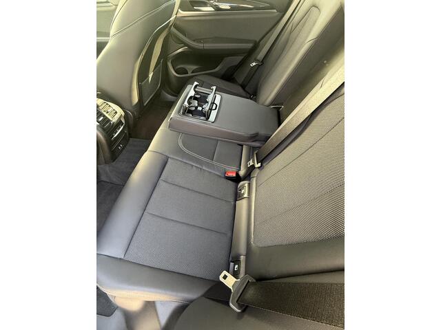 BMW X3 xDrive30e High Executive / X-Line / Head up / Keyless / Trekhaak / Sportstoelen