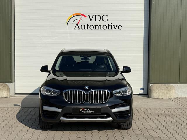 BMW X3 xDrive30e High Executive / X-Line / Head up / Keyless / Trekhaak / Sportstoelen