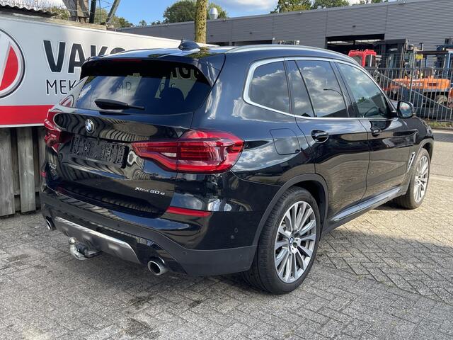 BMW X3 xDrive30e High Executive 20"/Trekhaak/Leder/Sportstoelen/Adaptieve cruise/Camera/HiFi/Keyless/Dodehoek/Head-up