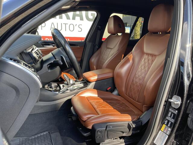BMW X3 xDrive30e High Executive 20"/Trekhaak/Leder/Sportstoelen/Adaptieve cruise/Camera/HiFi/Keyless/Dodehoek/Head-up