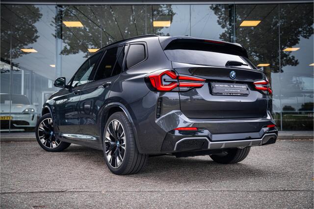 BMW X3 iX3 High Executive 80 kWh ** Panodak ** Trekhaak ** 20inch **