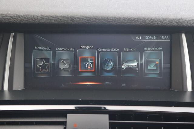 BMW X3 xDrive20i Centennial High Executive - NL- Auto!! Stoelverw I Climate I Parkeersensoren V+A