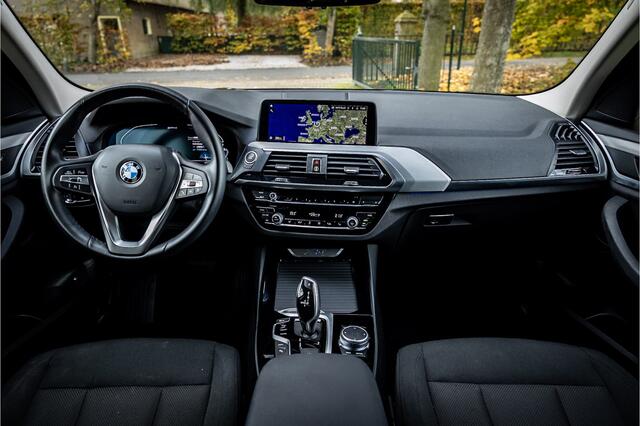 BMW X3 xDrive30e Business HUD 360 Camera Comfort Access