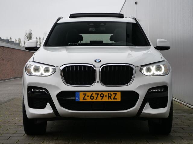 BMW X3 xDrive30e Executive 292 Pk Automaat M-pakket / Leder / Pano-dak / Navi / DAB / 21 inch / Apple Carplay