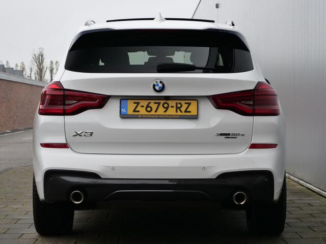 BMW X3 xDrive30e Executive 292 Pk Automaat M-pakket / Leder / Pano-dak / Navi / DAB / 21 inch / Apple Carplay