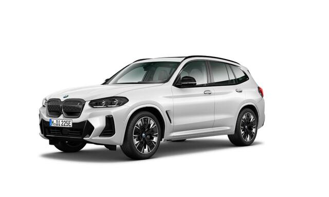 BMW X3 iX3 High Executive 80 kWh Head up - Comfort Access - Parking Assistant Plus - Driving Assistant Professional - Getinte/Geluiddempende Ruiten - Harman Kardon - Elektrisch verwarmde voorstoelen - Sportstoelen -