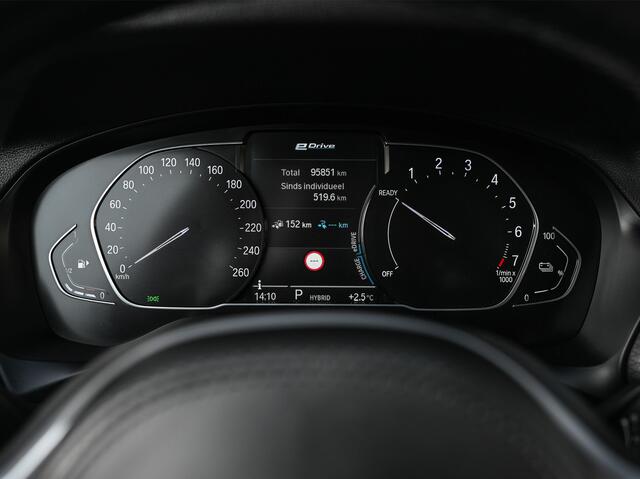 BMW X3 xDrive30e High Executive | PANORAMADAK | HEAD-UP | CAMERA | BLIS | STOELVERWARMING | BMW LASER | HIFI | AMBIANCE SFEER VERLICHTING | COMFORT ACCESS