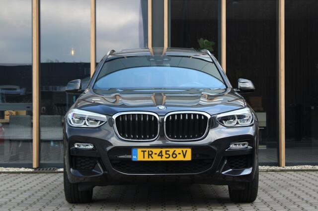 BMW X3 xDrive20i High Ex. M-Sport | Panorama-dak | Trekhaak |