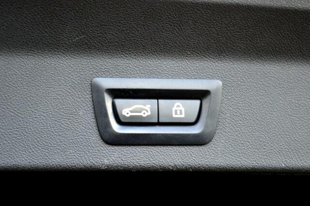 BMW X3 xDrive20i M-Sport Rijklaarprijs-Garantie Panoramadak Leder Led Trekhaak Navigatie Camera