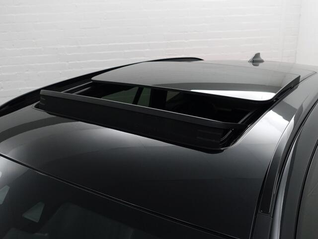 BMW X3 M Competition 510pk- Carbon, Harman Kardon, Stoelventilatie, 360 Camera, Head Up, Sfeerverlichting, Elek Trekhaak