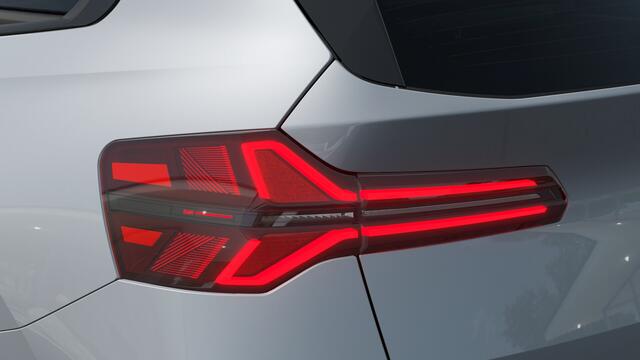 BMW X3 30e xDrive M Sport Automaat / Panoramadak / Trekhaak / Sportstoelen / Adaptieve LED / Comfort Access / Stoelventilatie / Parking Assistant Plus / Stuurverwarming