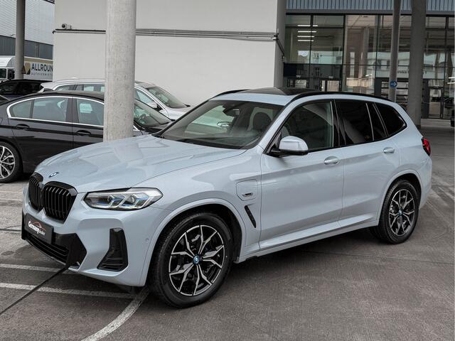 BMW X3 xDrive30e 292PK M-Sport Brooklyn Pano Tr-Haak Laser Elektr. Zetels