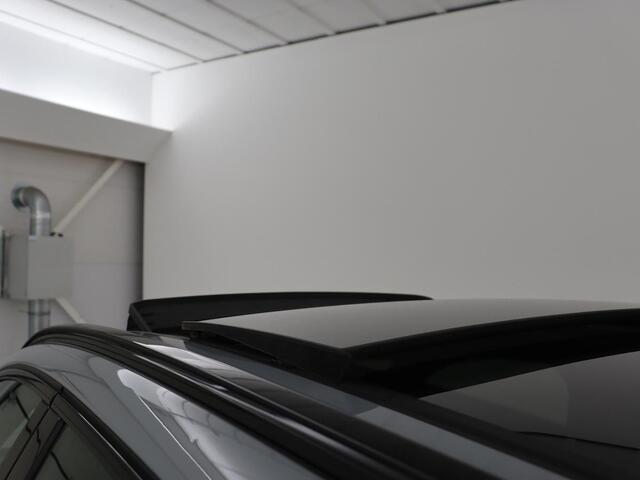 BMW X3 xDrive30e M Sport | Panoramadak | Leder | Stoelverwarming | Camera | Sportstoelen | Carplay | 20'' | Navigatie | Live Cockpit