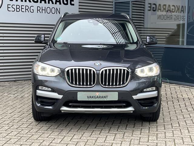BMW X3 xDrive20i High Executive Edition NAVI/CAM,LEER,TREKHAAK,LED
