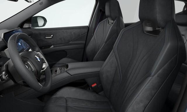 BMW X3 iX3 50 xDrive M Sportpakket | Innovation Pack | Panoramadak | Trekhaak