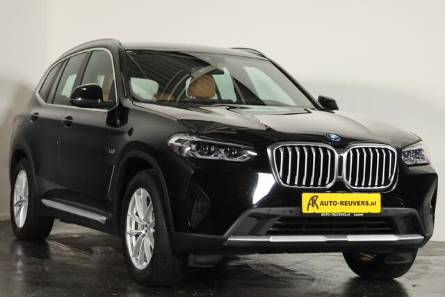 BMW X3 xDrive30e / LED / Leder / Navi / CarPlay / Cam