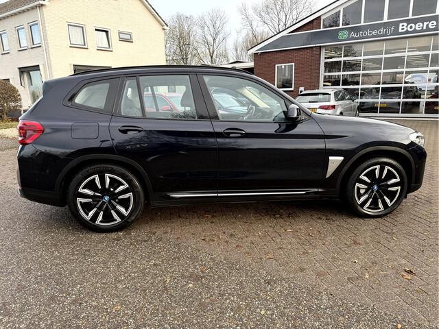 BMW X3 iX3 Executive 80 kWh Panoramadak, Camera, Carplay/Android