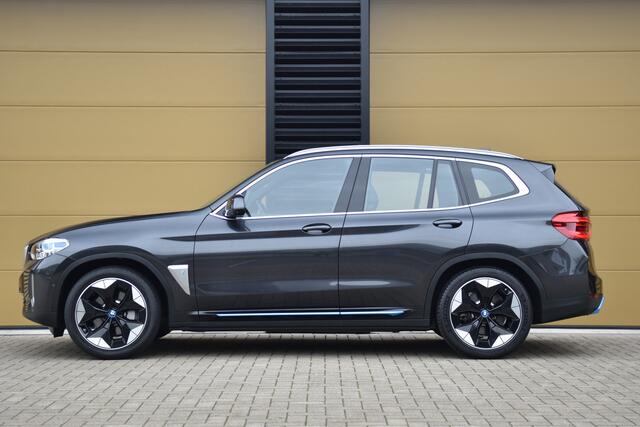 BMW X3 iX3 High Executive 80 kWh * Head-up * Sportstoelen * Panoramadak * Harman Kardon *