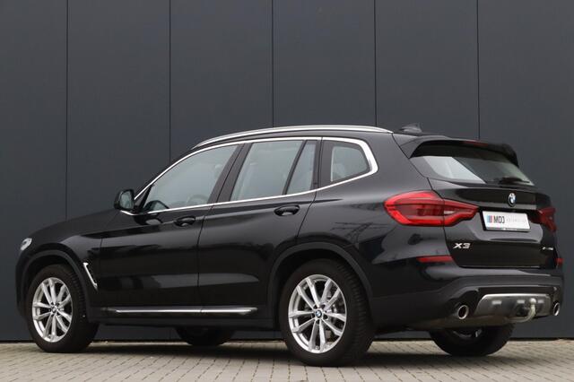 BMW X3 xDrive20i High Exe Luxury Line Pano Trekhaak Leder