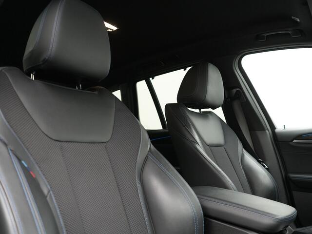 BMW X3 xDrive30e M Sport Plug In Hybrid 293pk Dealer O.H. PHEV | Trekhaak Af Fabriek | Adaptive Cruise | Head Up | 360 Camera | Harman/Kardon | Adaptief Onderstel | Lederen Sportstoelen Memory & Verwarmd | Sfeerverlichting | Keyless | Blis |