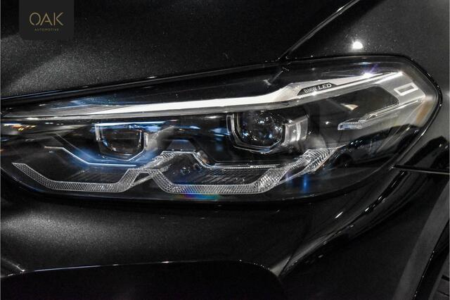 BMW X3 xDrive30e | M-Sport | Live Cockpit | Panorama | Leder | HiFi | Camera | 20"LM | Saphire Zwart