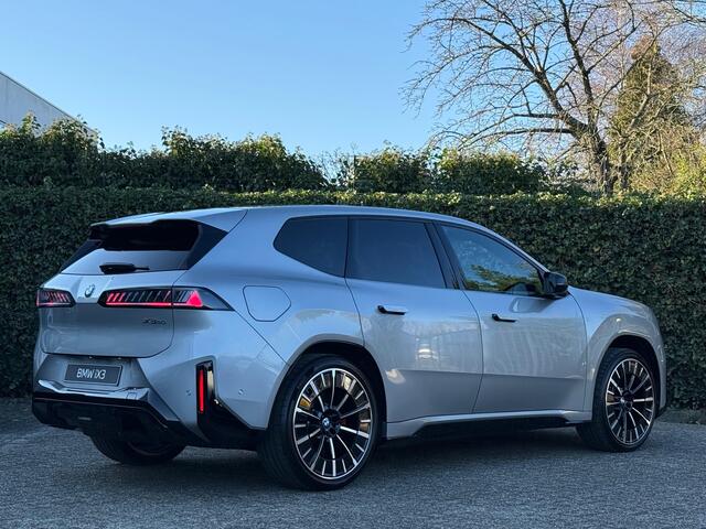 BMW X3 iX3 50 xDrive | M-Sport Pro | 22'' | Panorama. | Head-Up | Harman/Kardon | Elek. M stoel. | Stuurverw. | Neue Klasse | Drive Ass. Plus | Stoelverw. | Camera | Comf. Acc. | HiFi | Getint glas