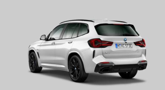 BMW X3 xDrive30e High Executive M Sport - Panoramadak - Comfort Access - Parking Assistant Plus - Active Cruise Control - Hifi - Ambient Air pakket - Getinte ruiten - Stuurwielrand verwarmd - Elektrisch verwarmde voorstoelen -