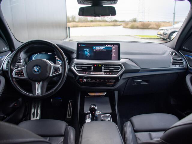 BMW X3 xDrive30e M-Sport | Laser LED | Driving assistant | Trekhaak | 360 camera