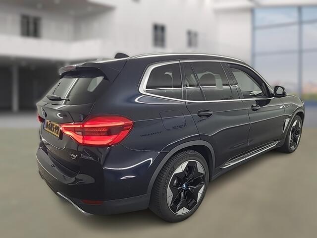 BMW X3 iX3 High Executive 80 kWh | Panoramadak | Keyless | Stoelverwarming | Harman Kardon | Memory Seat | Head-Up Display | 360 Camera | Adaptief Onderstel | Trekhaak | Adaptive LED | Elektrische Stoelen | Apple Carplay |