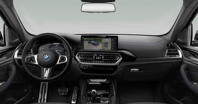 BMW X3 iX3 High Executive 80 kWh Sportstoelen - Elektrisch verwarmde voorstoelen - Getinte/Geluiddempende ruiten - Comfort Access - Driving Assistant Professional - Head up - Harman Kardon - Active Guard -