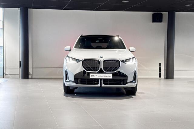 BMW X3 30e xDrive | M Sport | Glazen Panoramadak | Harman Kardon | Trekhaak |