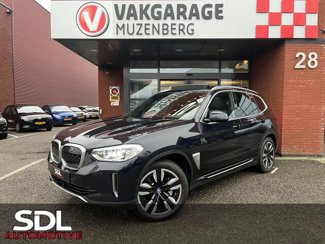 BMW X3 iX3 High Executive 80 kWh // LEDER // ELEK.STOEL + GEHEUGEN // SCHUIF-KANTELDAK // CAMERA+SENSOREN // ELEK. KLEP // CARPLAY + NAVI //