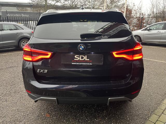BMW X3 iX3 High Executive 80 kWh // LEDER // ELEK.STOEL + GEHEUGEN // SCHUIF-KANTELDAK // CAMERA+SENSOREN // ELEK. KLEP // CARPLAY + NAVI //
