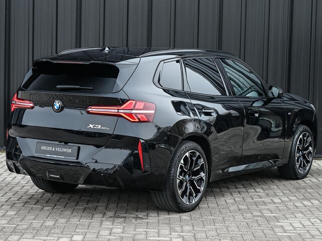 BMW X3 30e xDrive · M-Sport · Panorama dak · Sport stoelen · Driving Assistant Plus · Dab+ · Harman/Kardon · Adaptive Led · Head-Up · 360 Camera · Comfort Access · Ambiance Interieur · Iconic Glow