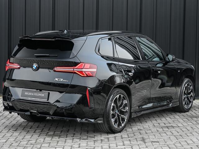 BMW X3 30e xDrive · M-Sport · Panorama dak · Sport stoelen · Driving Assistant Plus · Dab+ · Harman/Kardon · Adaptive Led · Head-Up · 360 Camera · Comfort Access · Ambiance Interieur · Iconic Glow