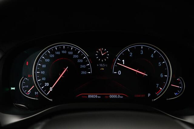 BMW X3 xDrive20i High Executive | PANORAMADAK | AUDIO MEDIA / XLINE- PACK | ACHTERBANKVERWARMING | DAB | APPLE | 20"