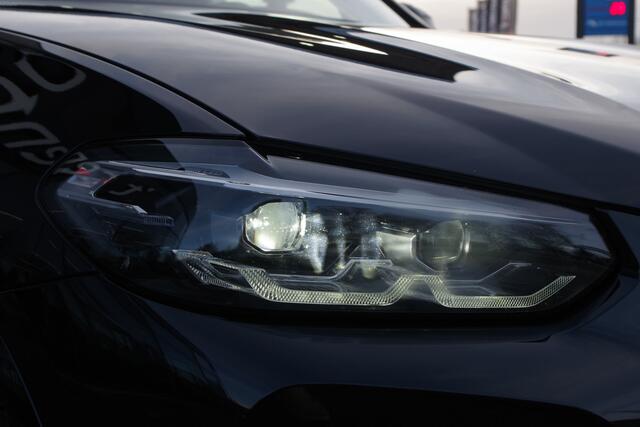 BMW X3 xDrive30e 293 PK High Executive M-Sport, Panoramadak, H/K Sound, Memory