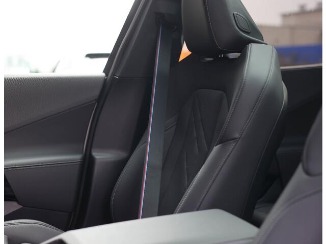 BMW X3 M50 xDrive | M Sport Pro - Dune Grey